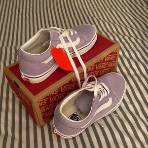 Kids size 2.5 vans